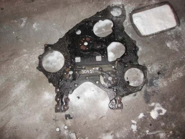 Крышка передняя ГРМ Volvo F16 TD163 10009810